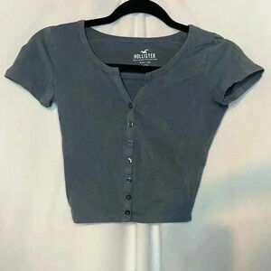 Women’s Hollister Cropped Baby Tee